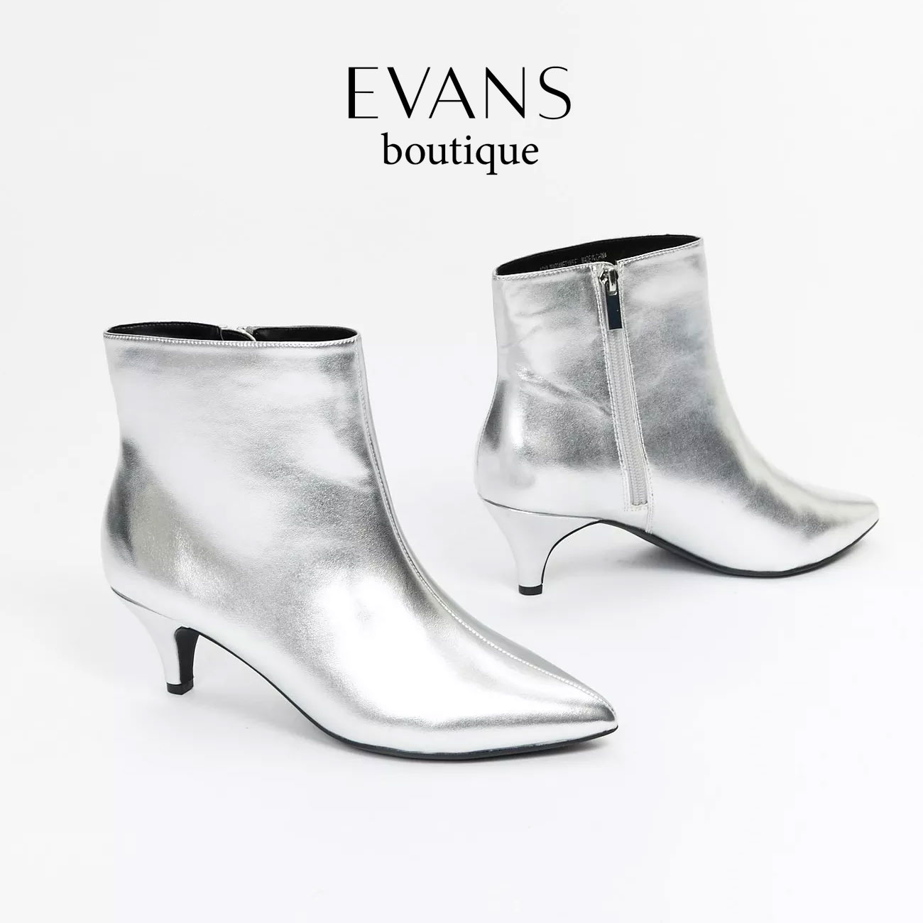 EVANS Womens Silver Low Kitten Heel 